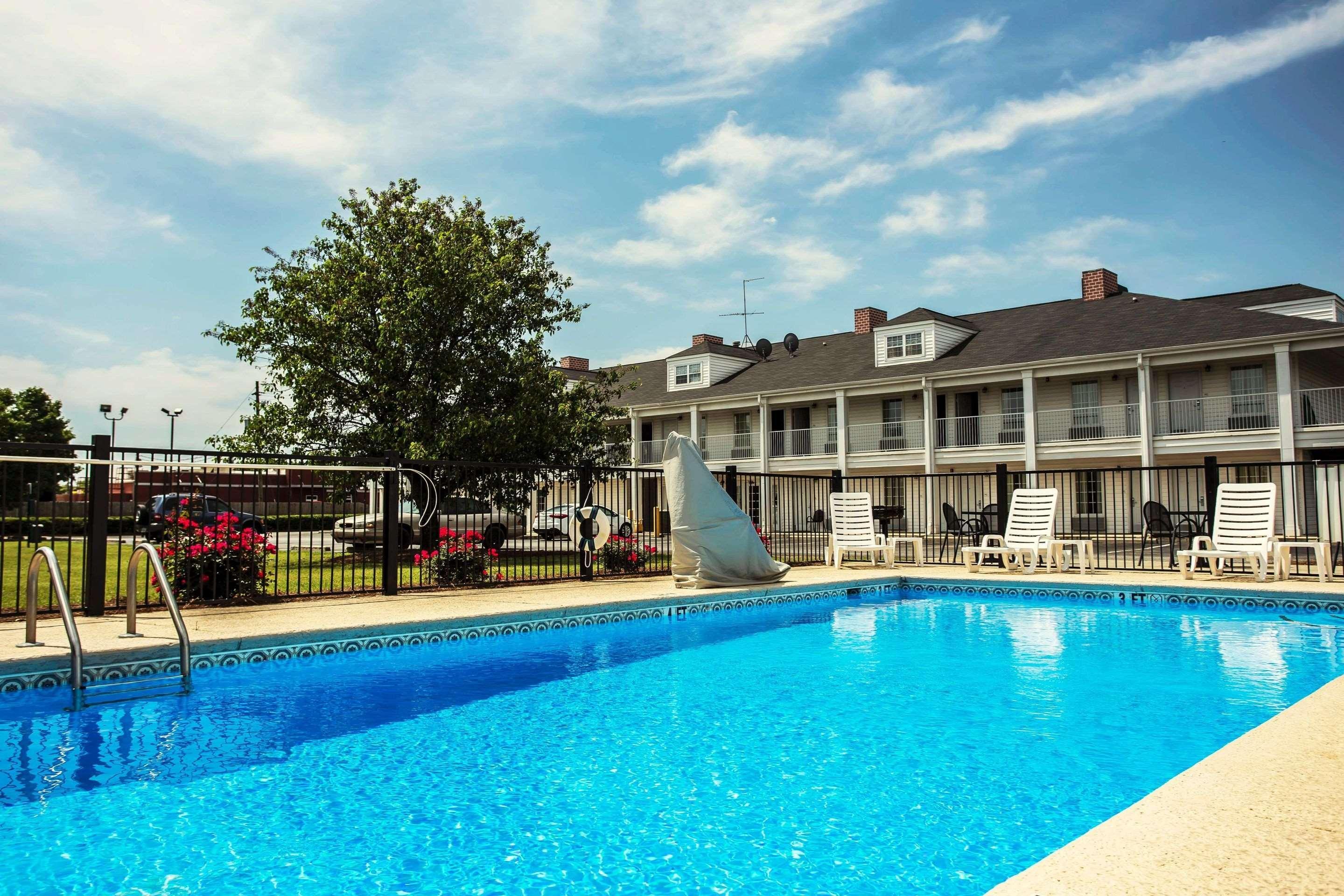 Quality Inn Waynesboro Exterior photo